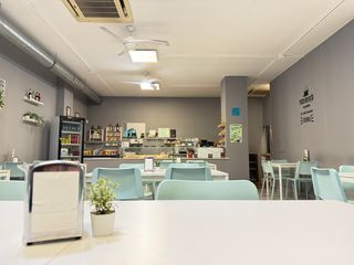 Traspaso Cafetería Completa
