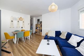 Piso en venta en Crta. De la Sierra en Granada