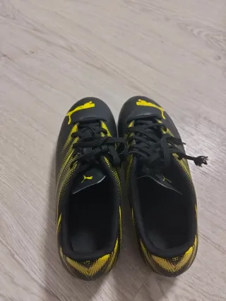 Zapatillas Fútbol Puma Talla 38.5