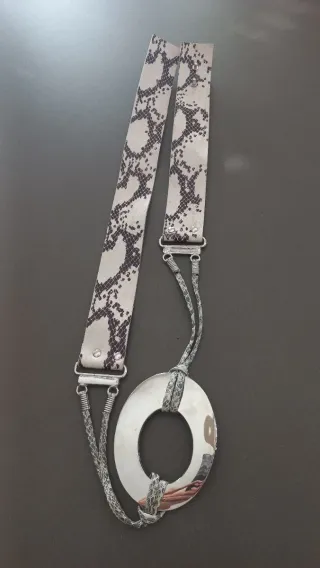 Cintura animalier con fibbia