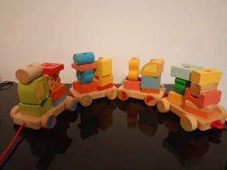 Tren de madera para niños