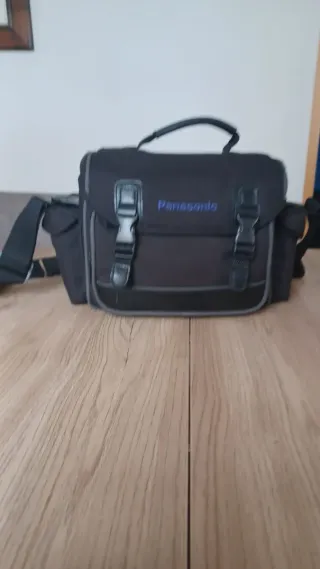 Videocámara Panasonic Negra
