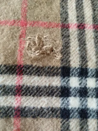 Bufanda Burberry Clásica Tartán Beige