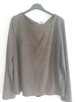 Blusa verde militar manga larga