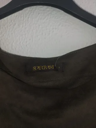 Blusa verde militar manga larga