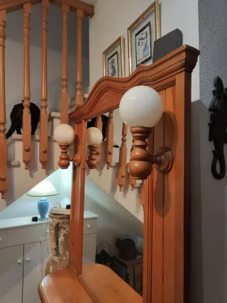 Mueble recibidor madera con espejo