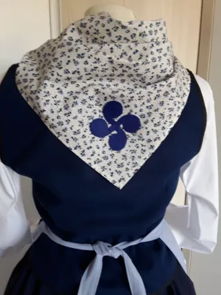 TRAJE NESKA-BASERRITARRA" 150 EUROS "