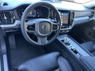 Volvo V60 2.0 B4 (G) Ultra Dark Auto