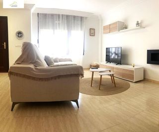 Casa adosada en alquiler en La Cañada en Paterna