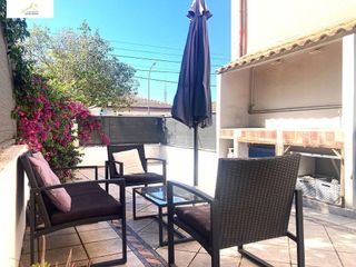 Casa adosada en alquiler en La Cañada en Paterna