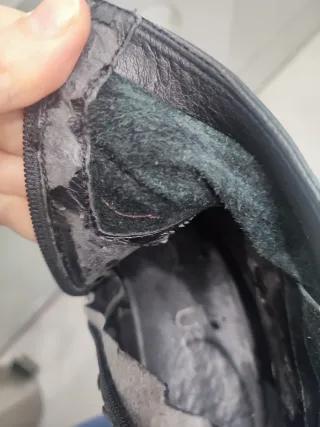 Stivali neri in vera pelle con fibbie