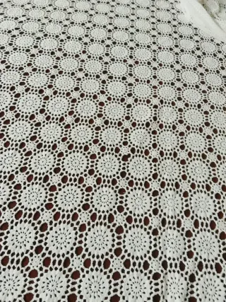 Copriletto uncinetto 260x300 cm