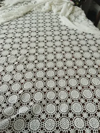 Copriletto uncinetto 260x300 cm