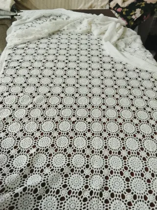Copriletto uncinetto 260x300 cm