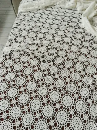 Copriletto uncinetto 260x300 cm