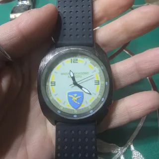 Orologio da uomo con cinturino nero