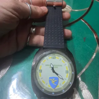Orologio da uomo con cinturino nero