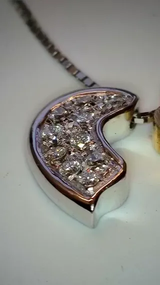 Collana Cuore Oro 18kt e Diamanti Regalo speciale