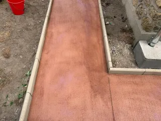 Hormigón impreso vertical pulido