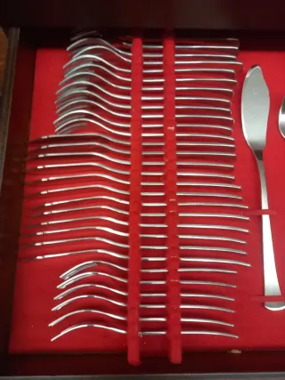 Set posate inox con valigetta