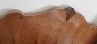 Cabecero y piecero de madera. Cama de 1.35