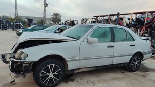 MERCEDES C220 W202 D 2.2