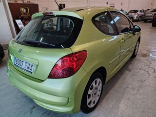 Peugeot 207 2007