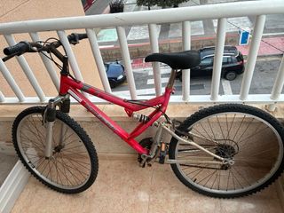 Bicicleta Montaña Roja Doble Suspensión