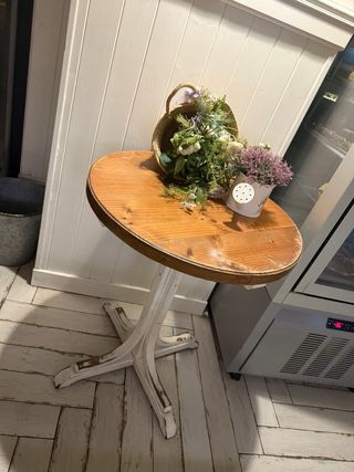 Mesas y sillas de hosteleria (vintage)