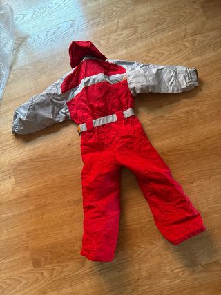 Mono de nieve rojo y gris 6 años 115 cm