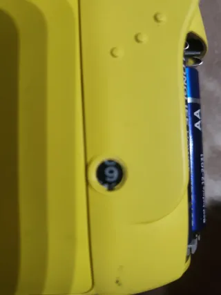 Cámara instantánea Fujifilm amarilla