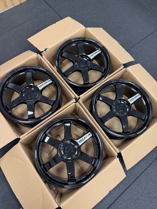 Llantas Rays Volk Racing