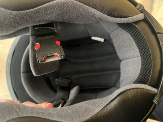 Casco Shoei con scatola e visiera oscurata