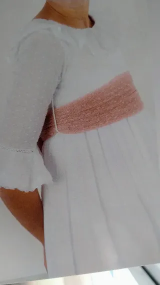 Traje de Comunión Blanco Talla 10. Tejido plumeti.