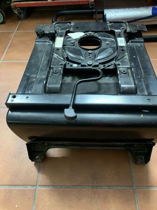 Bases giratorias y arcón Mercedes V/Vito W447