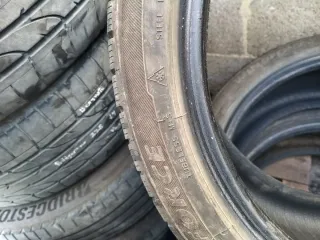 2 Neumáticos 225/40R18 invierno