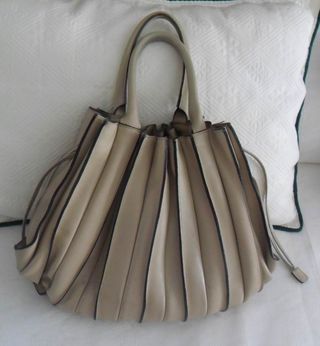 Bolso piel beige