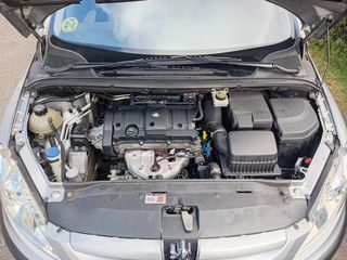 Peugeot 307 1.6i 16V