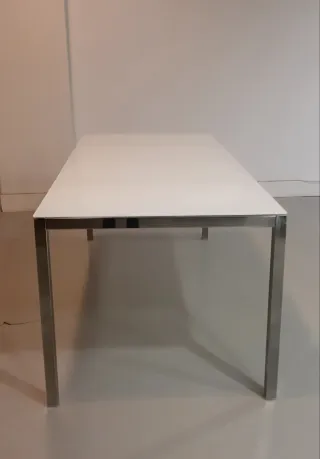 Conjunti de Mesa y 6 sillas IKEA. Modelo Torsby