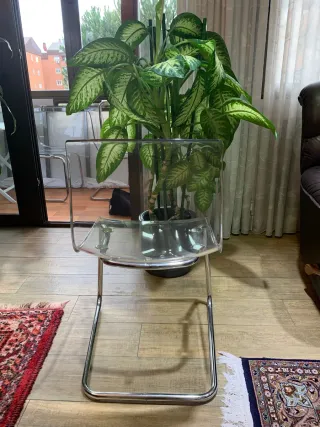 Conjunti de Mesa y 6 sillas IKEA. Modelo Torsby