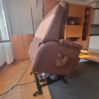Sofá reclinable eléctrico con mando