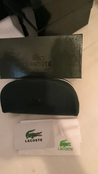 Gafas de sol Lacoste negras polarizadas