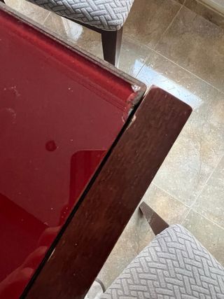 Mesa extensible de cristal y madera