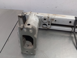 REFUERZO PARAGOLPES DELANTERO TOYOTA AVENSIS (T27