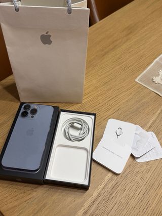 iPhone 13 Pro Azul Claro