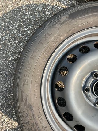 Set 4 cerchi + 4 gomme invernali