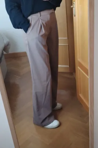 Pantalón vestir Stradivarius beige T.36