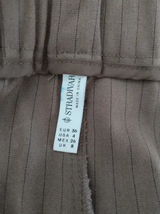 Pantalón vestir Stradivarius beige T.36
