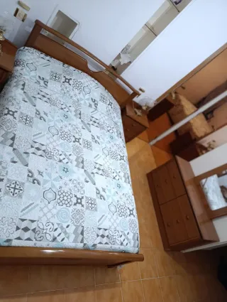 Juego de dormitorio madera