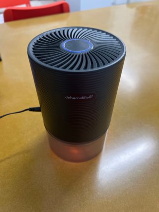 Mini deshumidificador, ideal para armarios